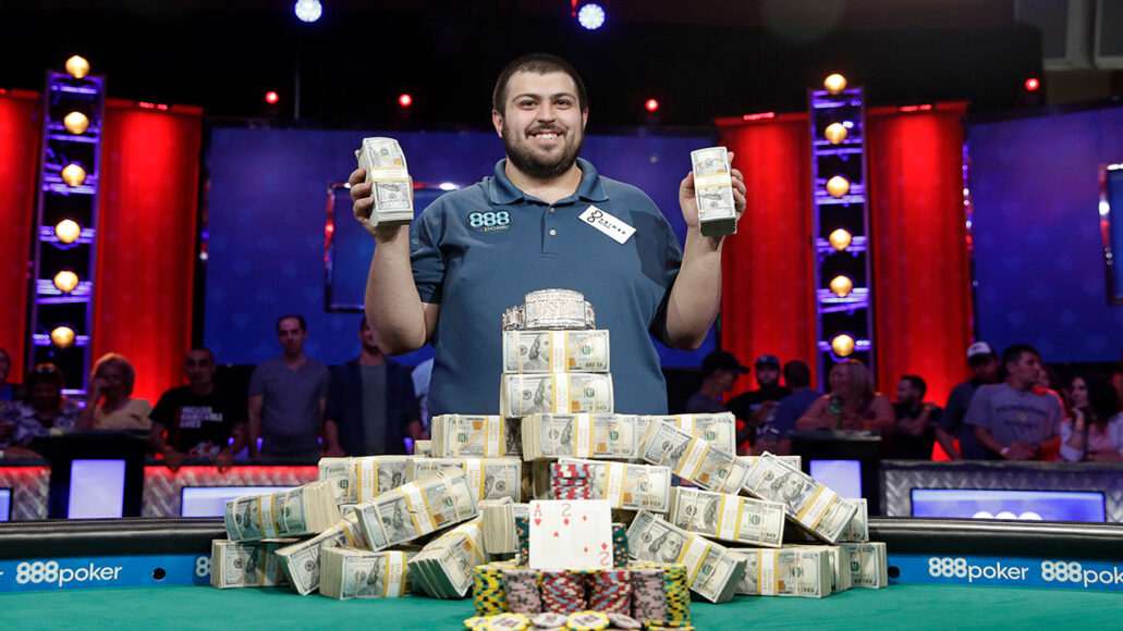 Evolução dos Torneios de Poker